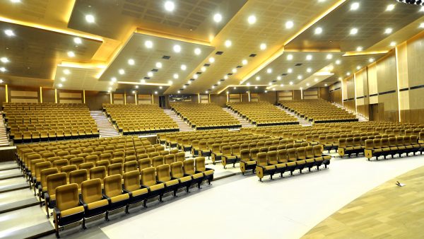 everything-you-need-to-know-about-best-style-of-auditorium-seating